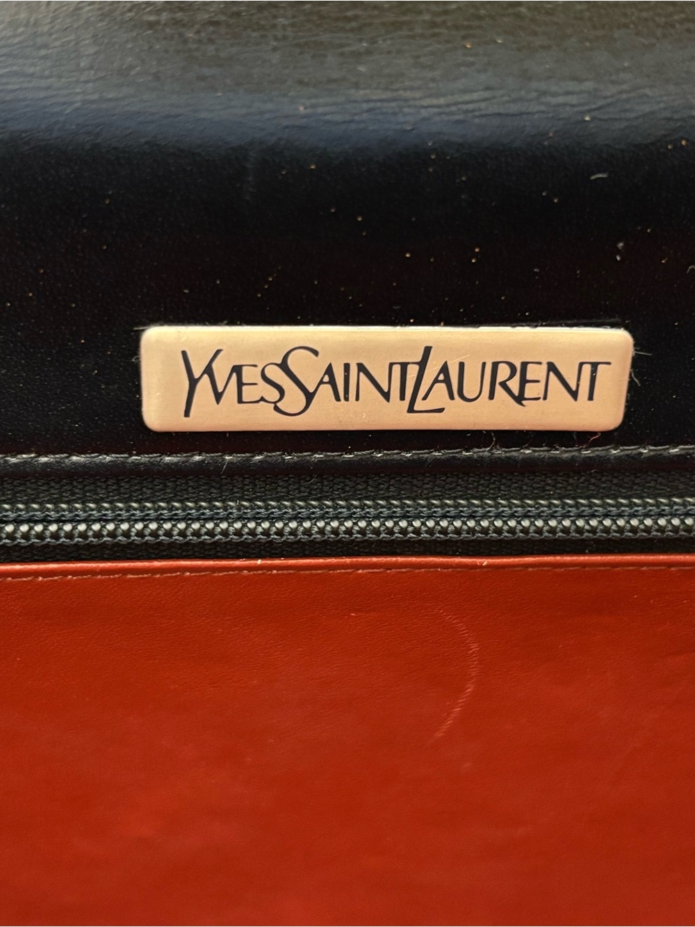 Yves Saint Laurent VTG Black Leather Shoulder Bag/Clutch, 10x7.5x3.5 - Picture 8 of 10